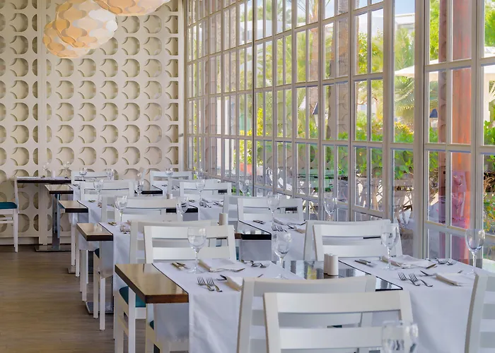 H10套房兰萨罗特岛花园度假酒店