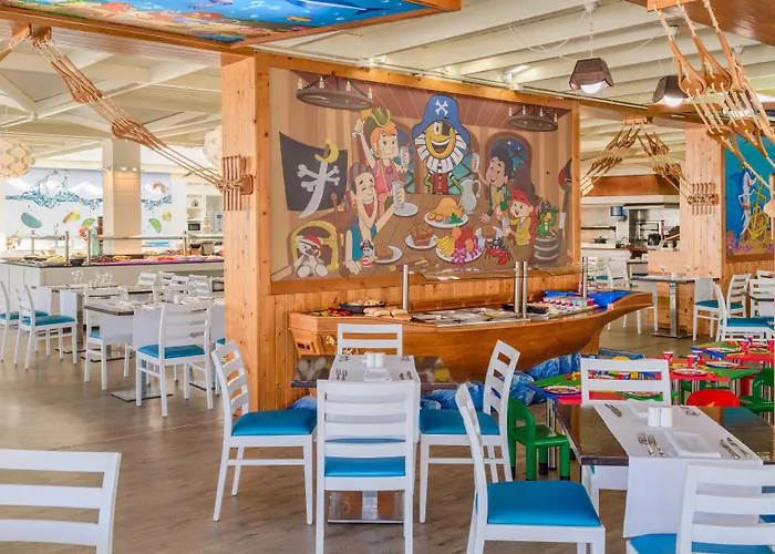 H10套房兰萨罗特岛花园度假酒店 4*